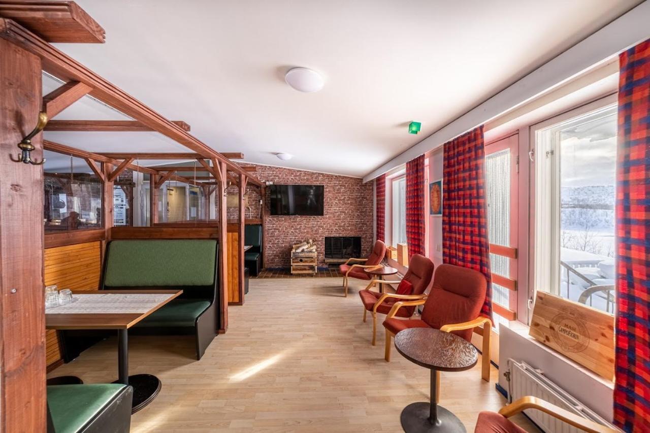 Hotel Утсьоки Екстериор снимка